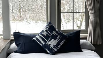 Family Room | Bed sheets