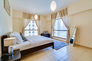 Room - JBR Sadaf 7 Luxury 2 Bedrooms Apartment (Dubai)