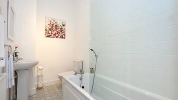 The Foxton House | Bathroom | Combined shower/tub, deep soaking tub, hair dryer, towels