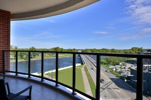 Suite, 1 King-Bett, Nichtraucher | Ausblick vom Zimmer