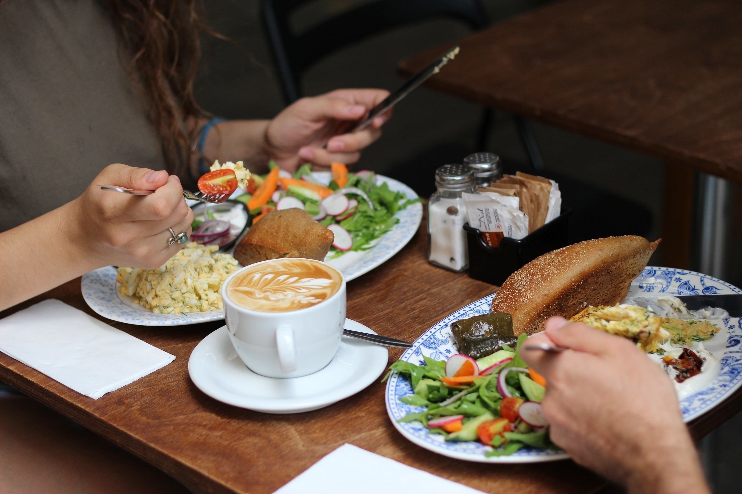 daily cooked-to-order breakfast (ils 52 per person)