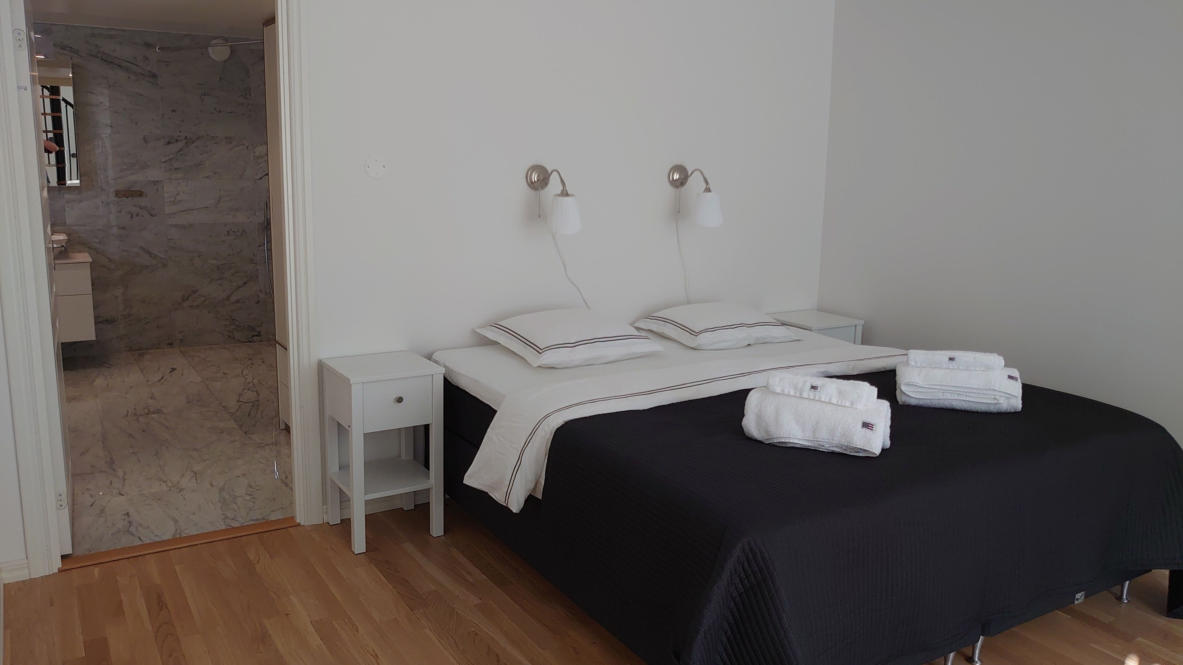 deluxe condo, city view | minibar, soundproofing, cots/infant beds, free wifi