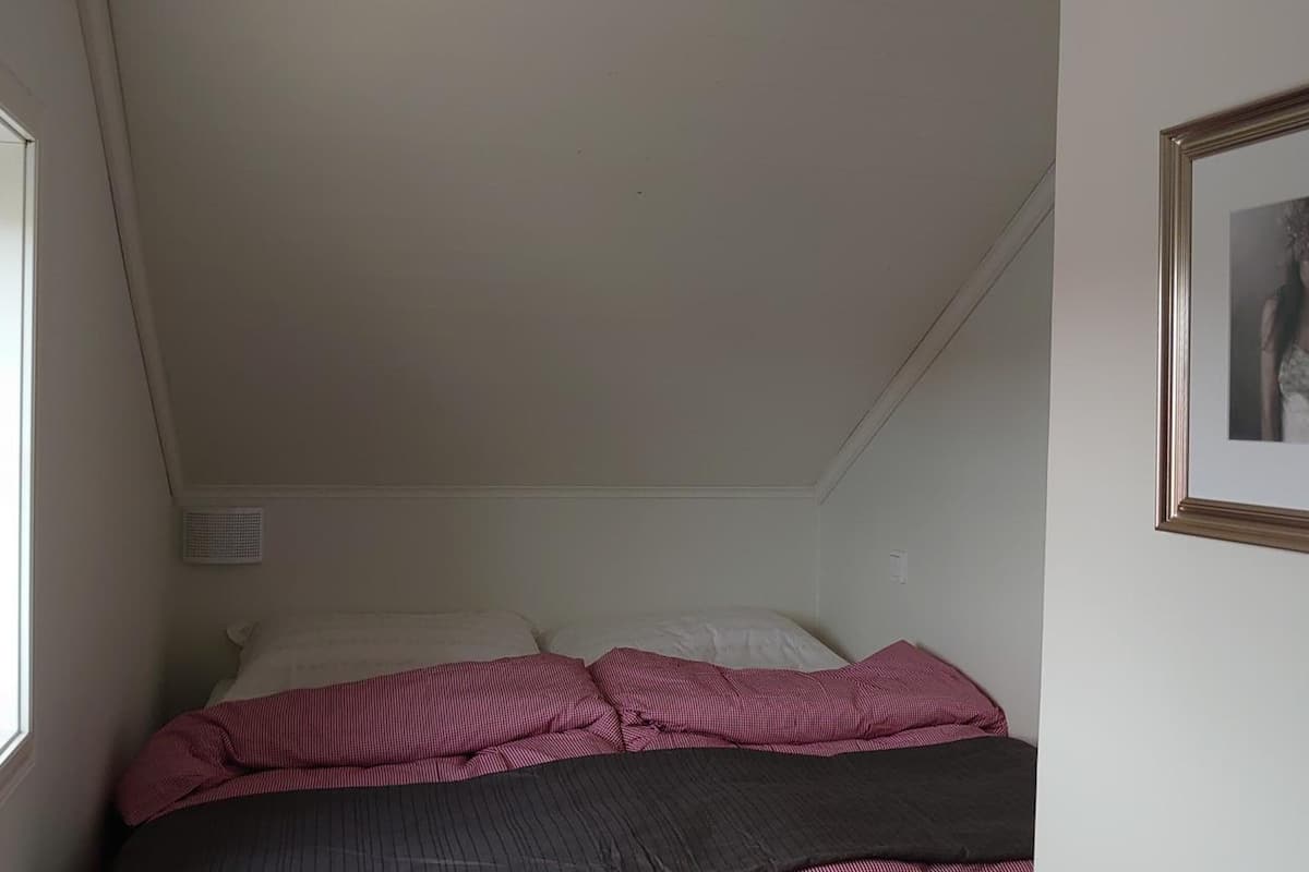 minibar, soundproofing, cots/infant beds, free wifi