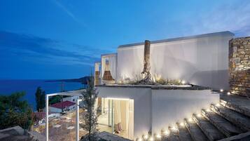 Front of property – evening/night