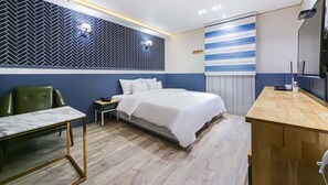 Premium bedding, down duvets, individually decorated - Hotel Cheese Ulsan Samsan (Ulsan)