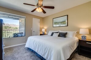 2 bedrooms, desk, iron/ironing board, free WiFi - Quiet Stunning Catalina Views!  (Tucson)