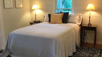 1 chambre, fer et planche à repasser, accès au Wi-Fi (inclus)