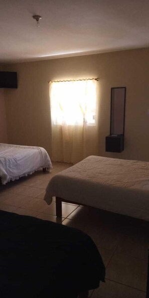 In-room safe, free WiFi, bed sheets - Hakal Creel-Barrancas del Cobre (Bocoyna)