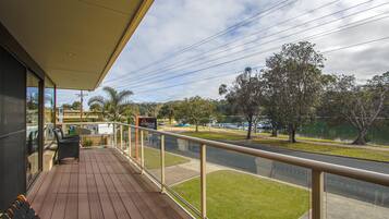 Apartment, 3 Bedrooms, Lake View | Balcony