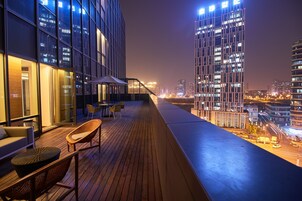 Kamar Deluks, 1 Tempat Tidur King, teras | Teras/patio