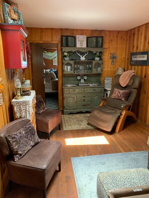 Interior - Private Darling Cozy Cabin in The Tonto National Forest (Pine)
