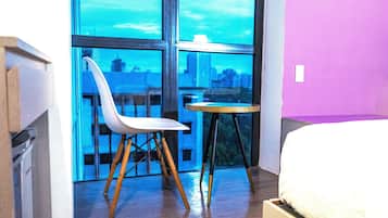 Executive-værelse - flere senge | Arbejdsområde til bærbare computere, mørklægningsgardiner