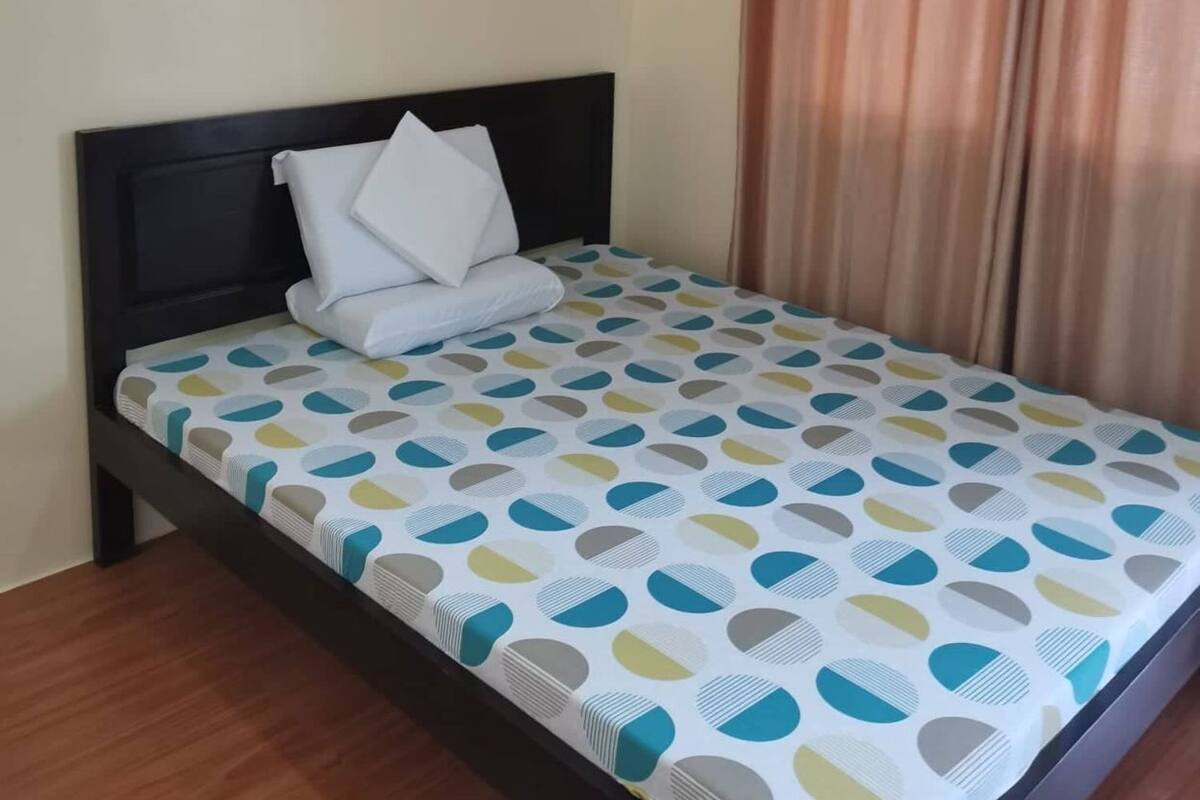 In-room safe, desk, free WiFi, wheelchair access