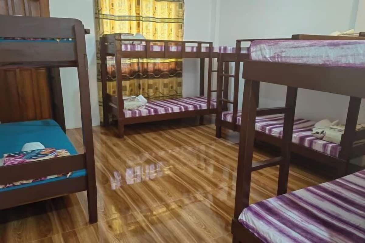 In-room safe, desk, free WiFi, wheelchair access