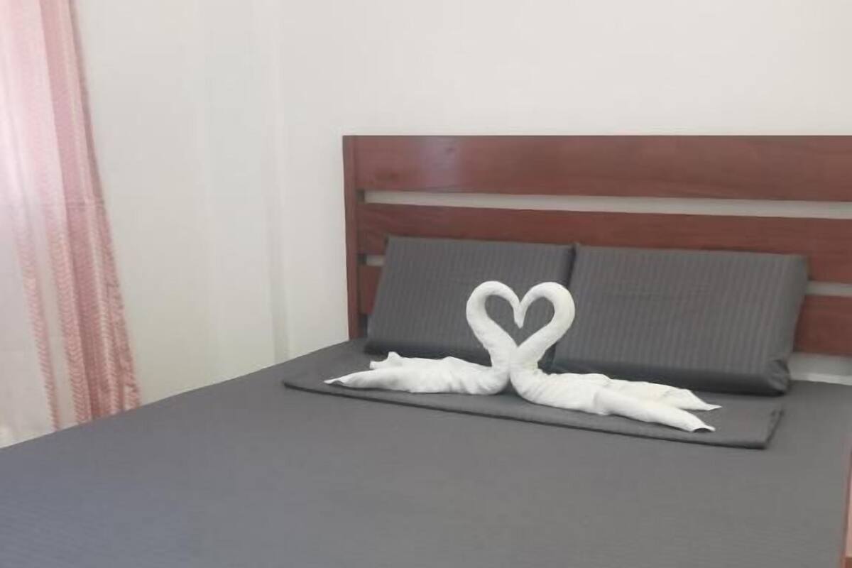 In-room safe, desk, free WiFi, wheelchair access