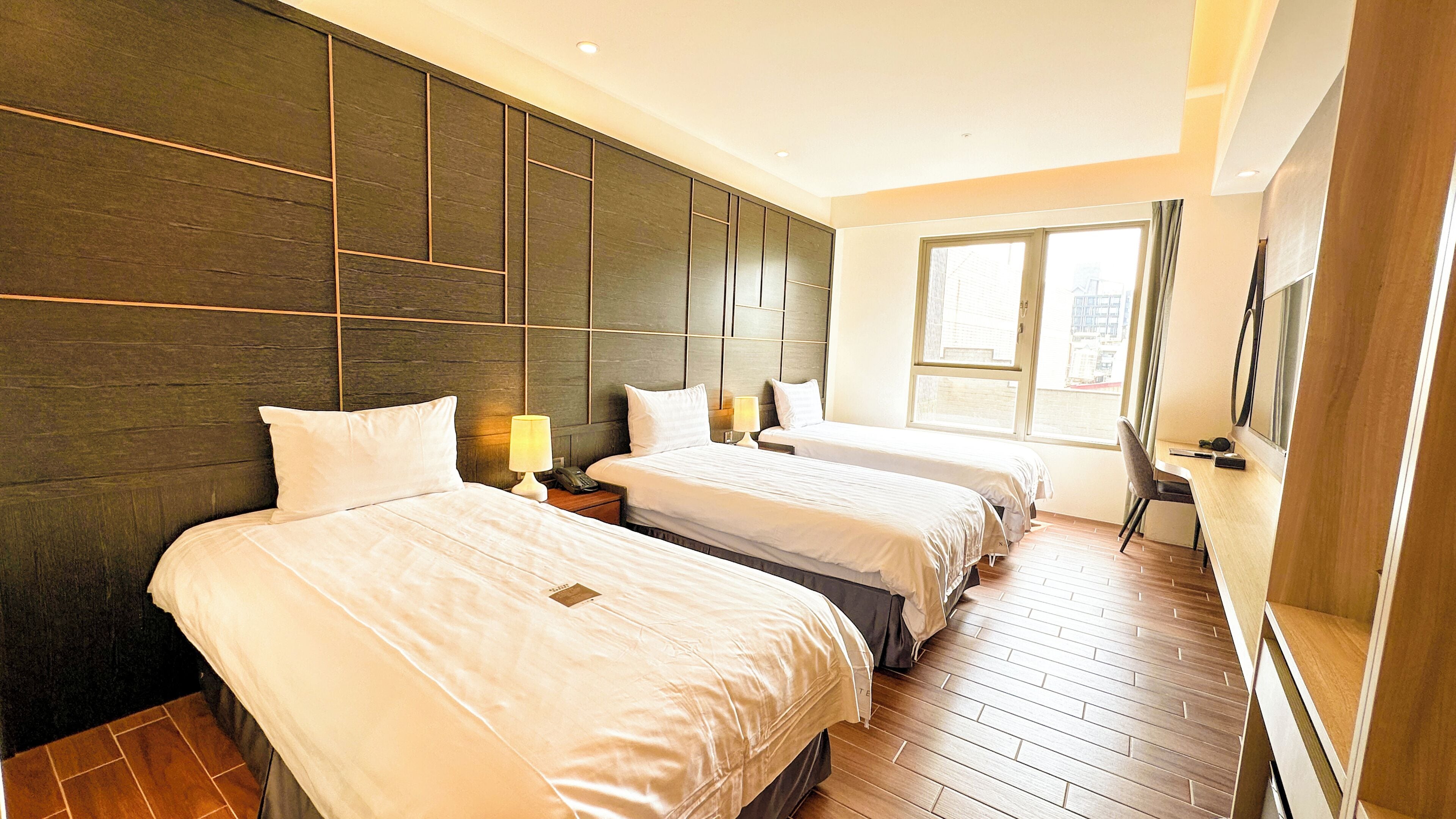 Elite Triple Room | Premium bedding, down duvets, individually decorated, desk