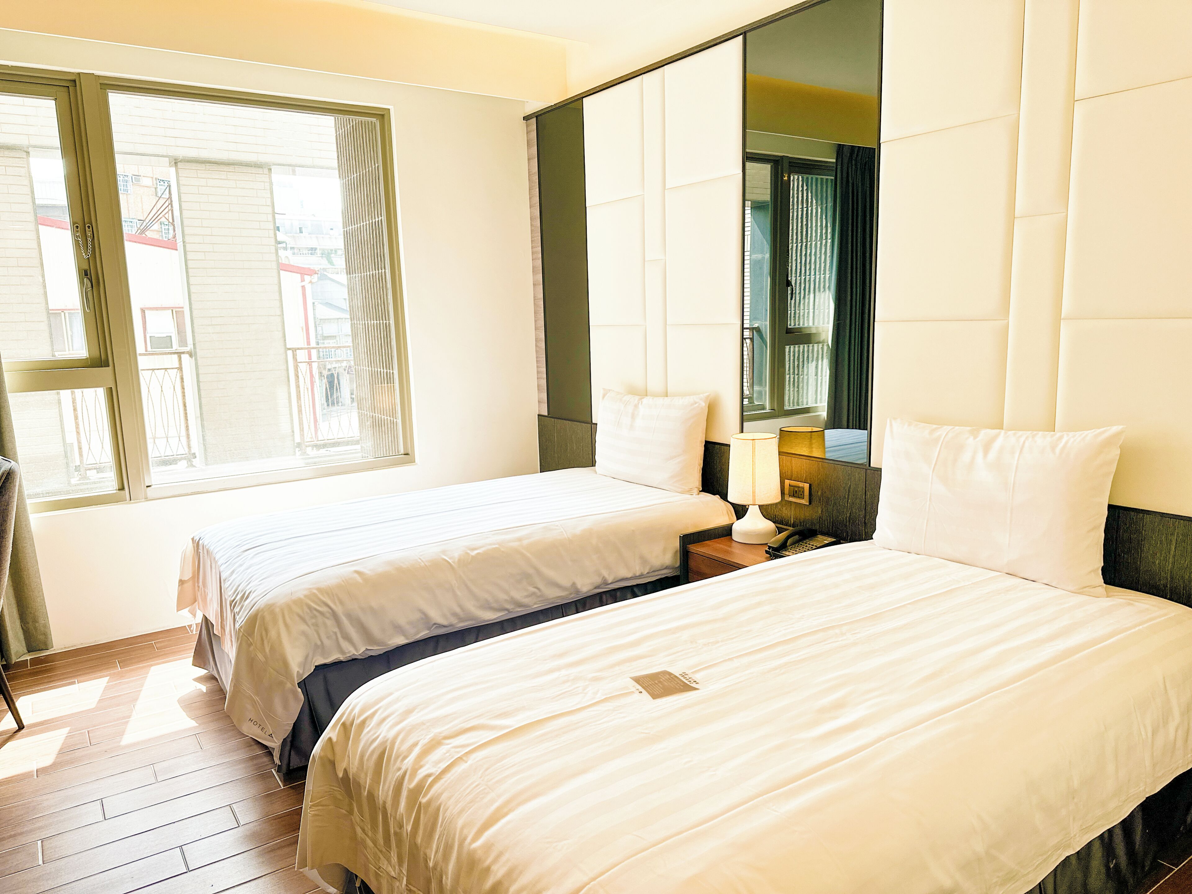 Premium bedding, down duvets, individually decorated, desk