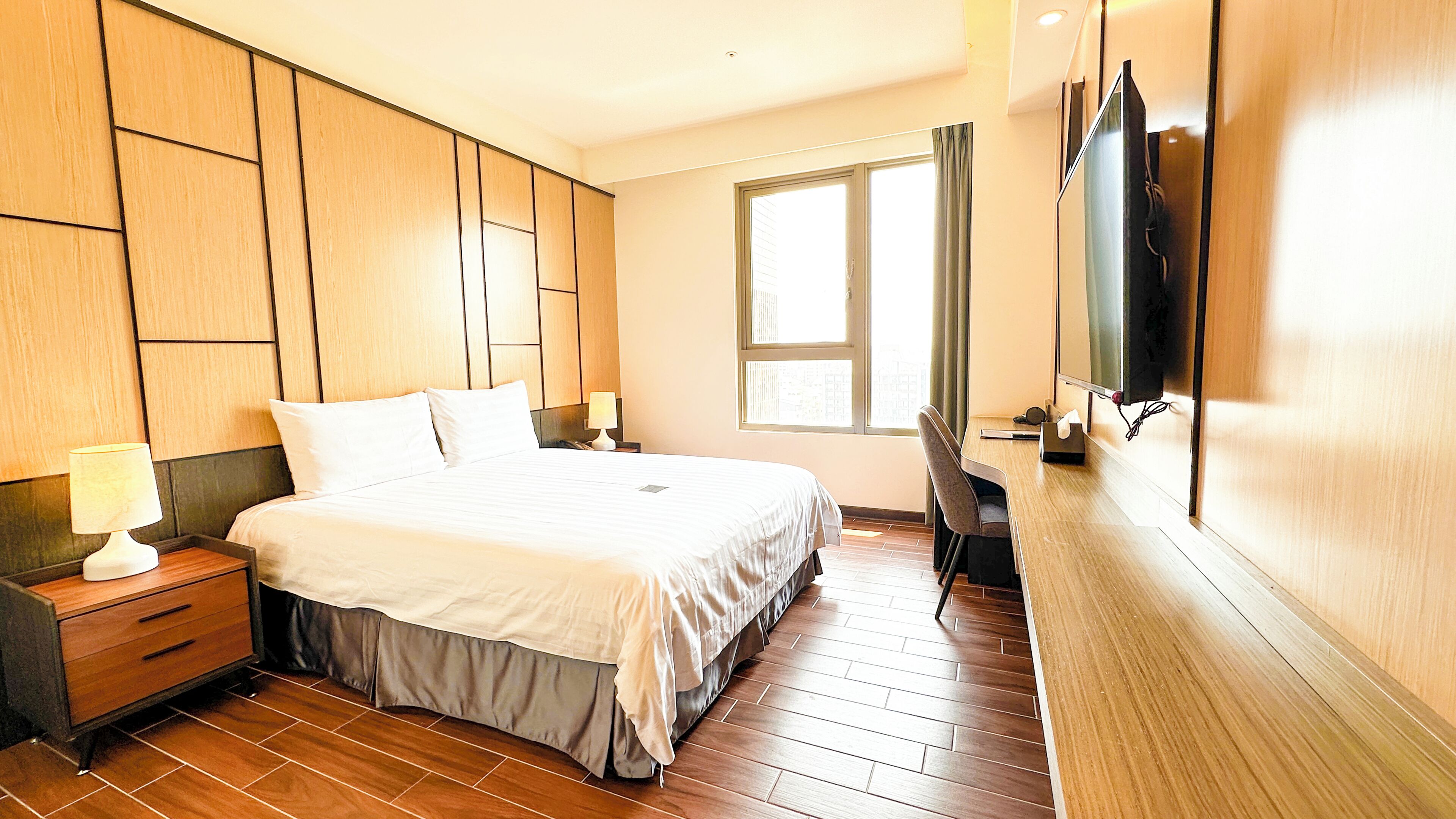 Premium bedding, down duvets, individually decorated, desk