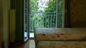 1 camera, ferro/asse da stiro, Wi-Fi, lenzuola