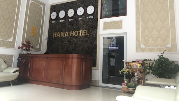 Quầy tiếp tân