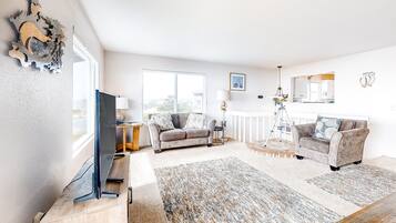 Télévision, lecteur de DVD, chaßne hi-fi