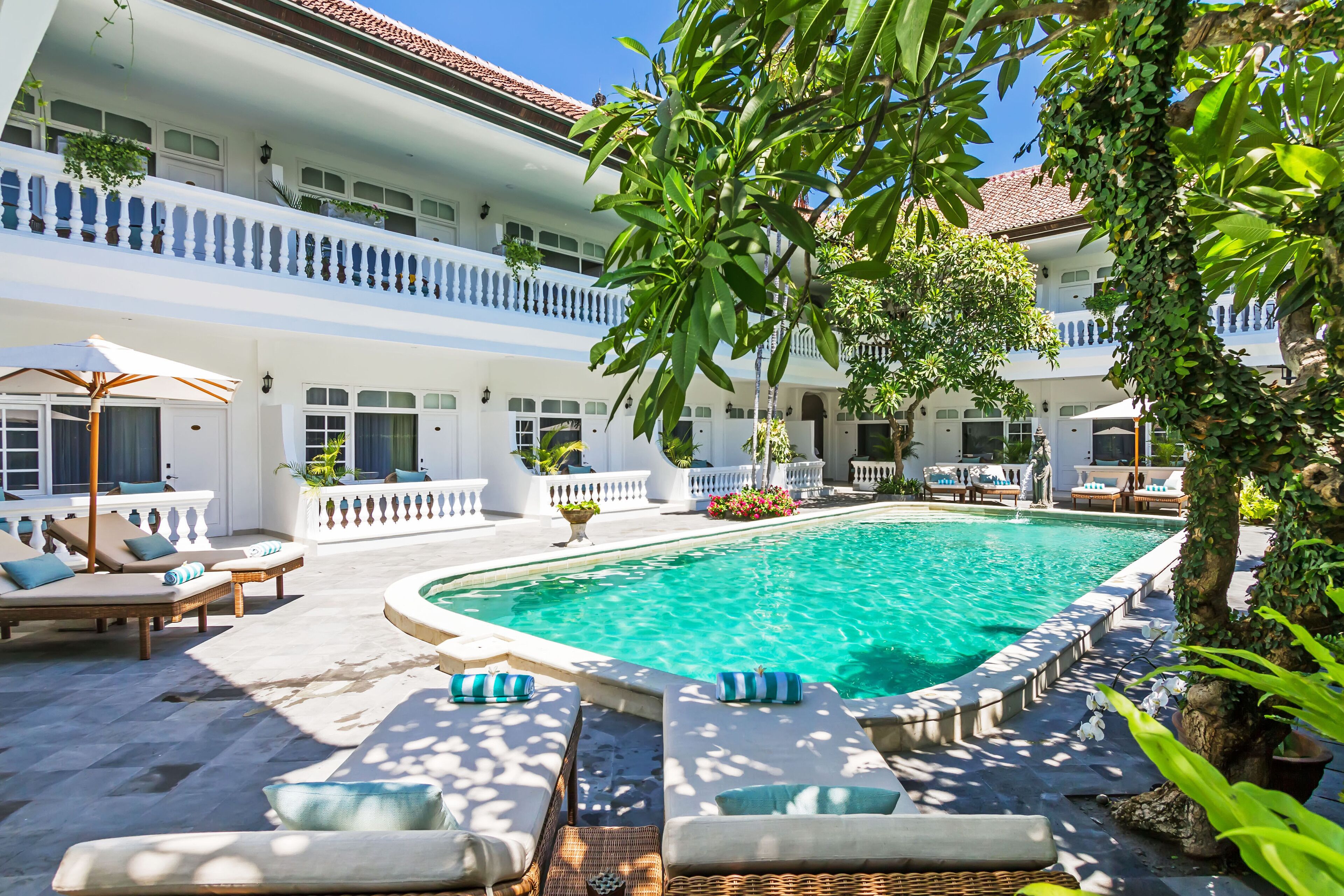 deluxe room, balcony, pool view | view from room