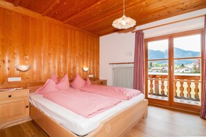2 Schlafzimmer, Zimmersafe, Bettwäsche