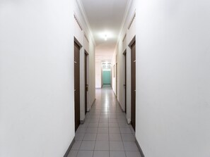 Hallway - OYO 883 Pavo Resort (Citaringgul)