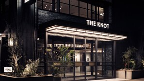 Exterior detail - Hotel The Knot Yokohama (Yokohama)