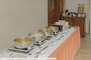 Breakfast meal - Treebo Concerto Residentia (Durgapur)