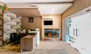 Quầy tiếp tân