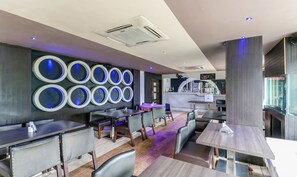 Breakfast and lunch served - Treebo Concerto Residentia (Durgapur)