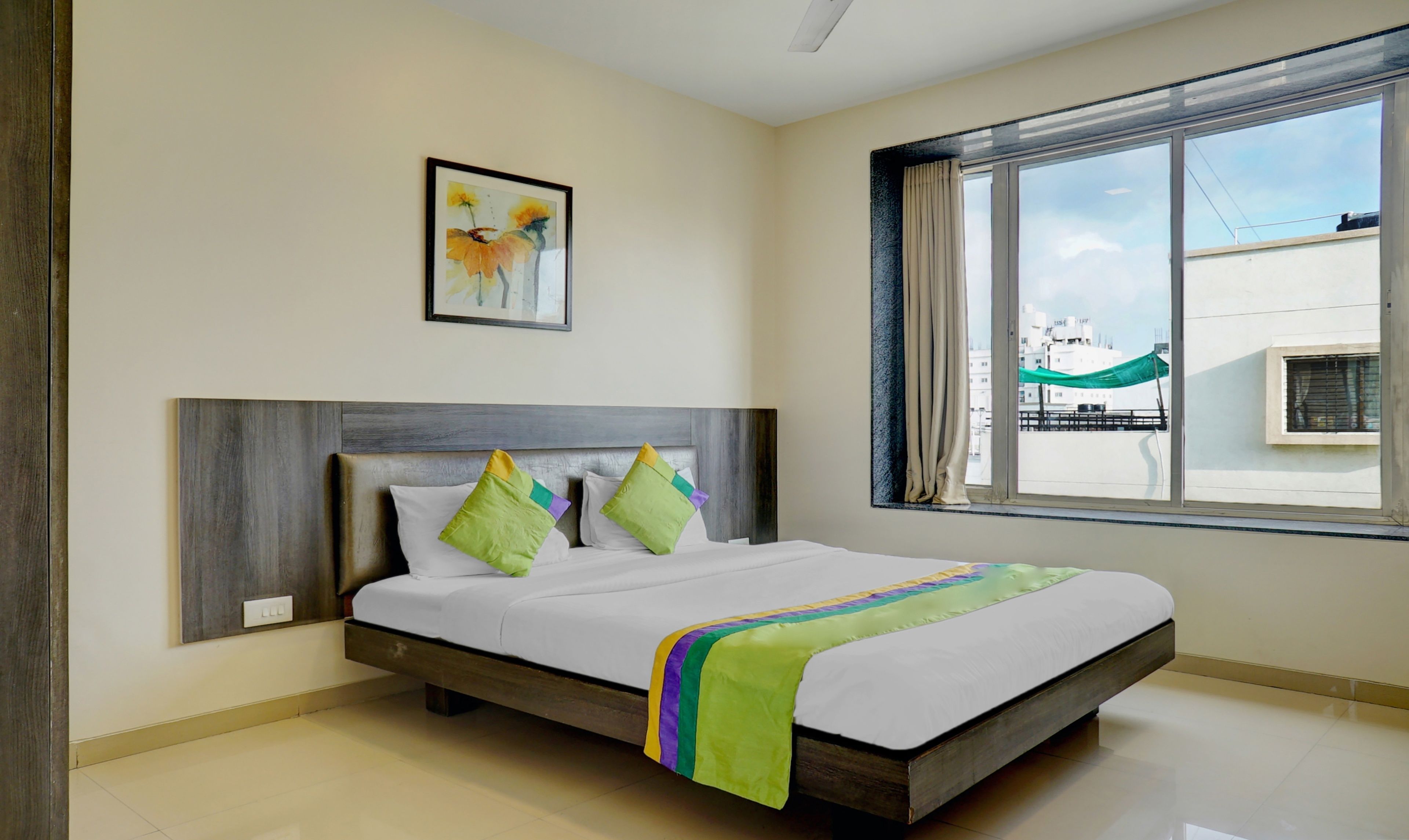 Standard Room | Iron/ironing board (on request), free WiFi, bed sheets