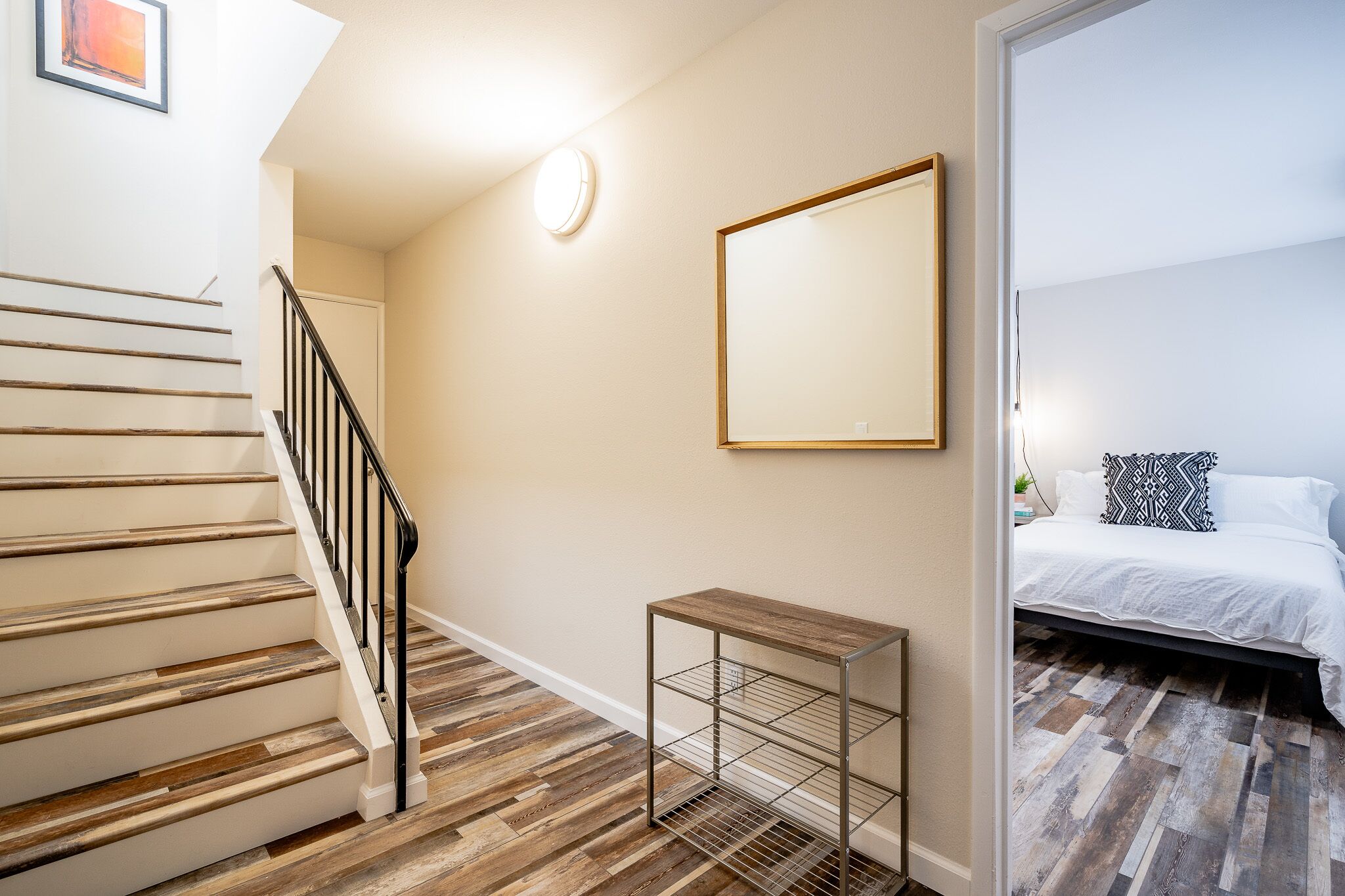 3 Schlafzimmer, Schreibtisch, Bügeleisen/Bügelbrett, WLAN