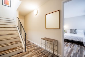 3 sovrum, skrivbord, strykjärn/strykbräda och wi-fi