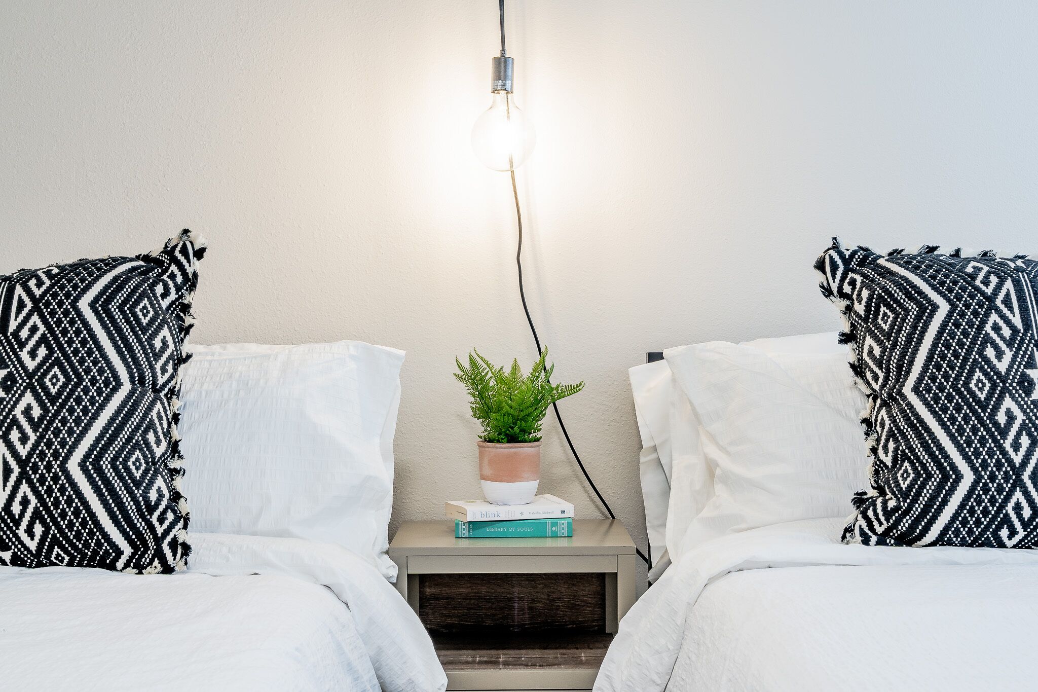 3 多间卧室、办公桌、熨斗/熨衣板、WiFi