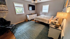 4 bedrooms, iron/ironing board, WiFi - Stone Harbor Hideaway (Cape May Court House)