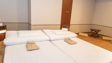 Comfort Room | Soundproofing, free WiFi, bed sheets