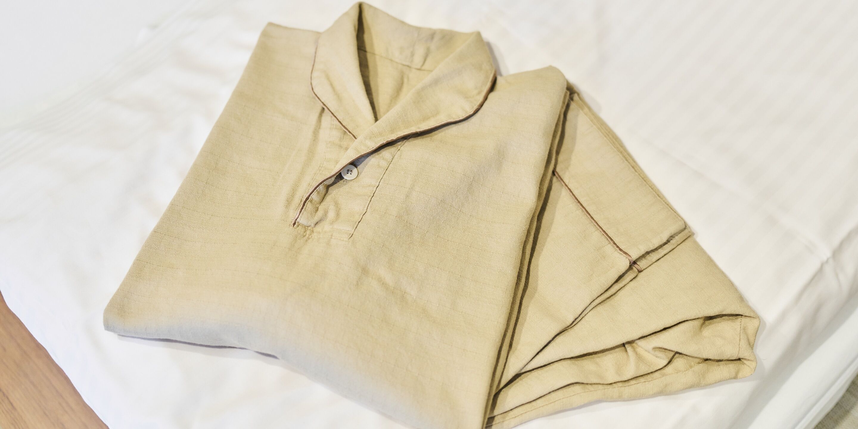 Soundproofing, free WiFi, bed sheets