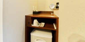 Standard Single Room, Japanese Futon, Non Smoking | Soundproofing, free WiFi, bed sheets - Hotel Meldia Osaka Higobashi (Osaka)