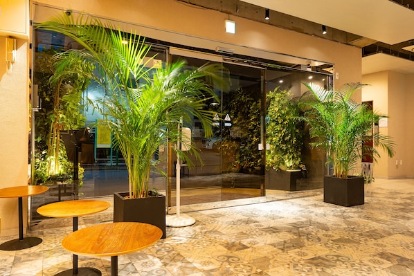 Reception - HOTEL Tokyo Trip Ueno Nishi Nippori (Tokyo)