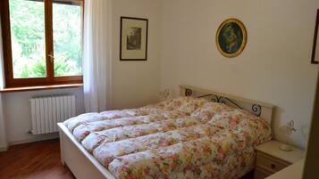 1 camera, Wi-Fi, lenzuola