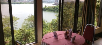 Sunset International Hotel