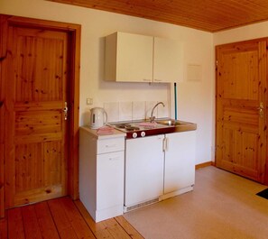 Unclassified image, 3 of 6, button - Apartment 3 - Rügen apartment 106 (Wiek)