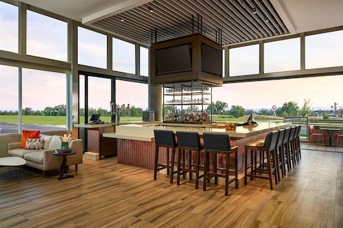 Hyatt Place Peña Station/Denver Airport