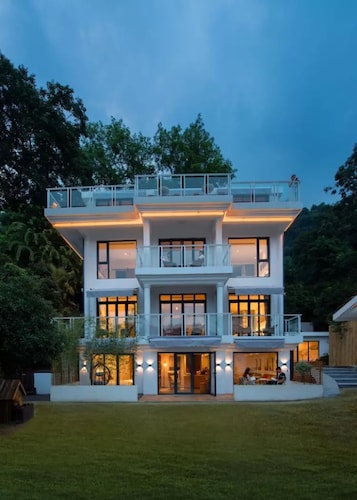 Floral Hotel Hangzhou Puyushanyu