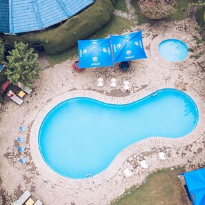 야외 수영장, 일광욕 의자