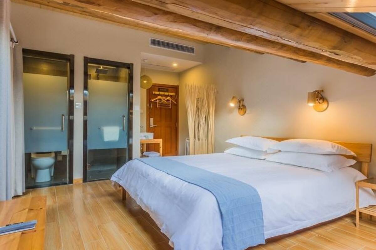 Superior Double Room | Blackout drapes, free WiFi, bed sheets