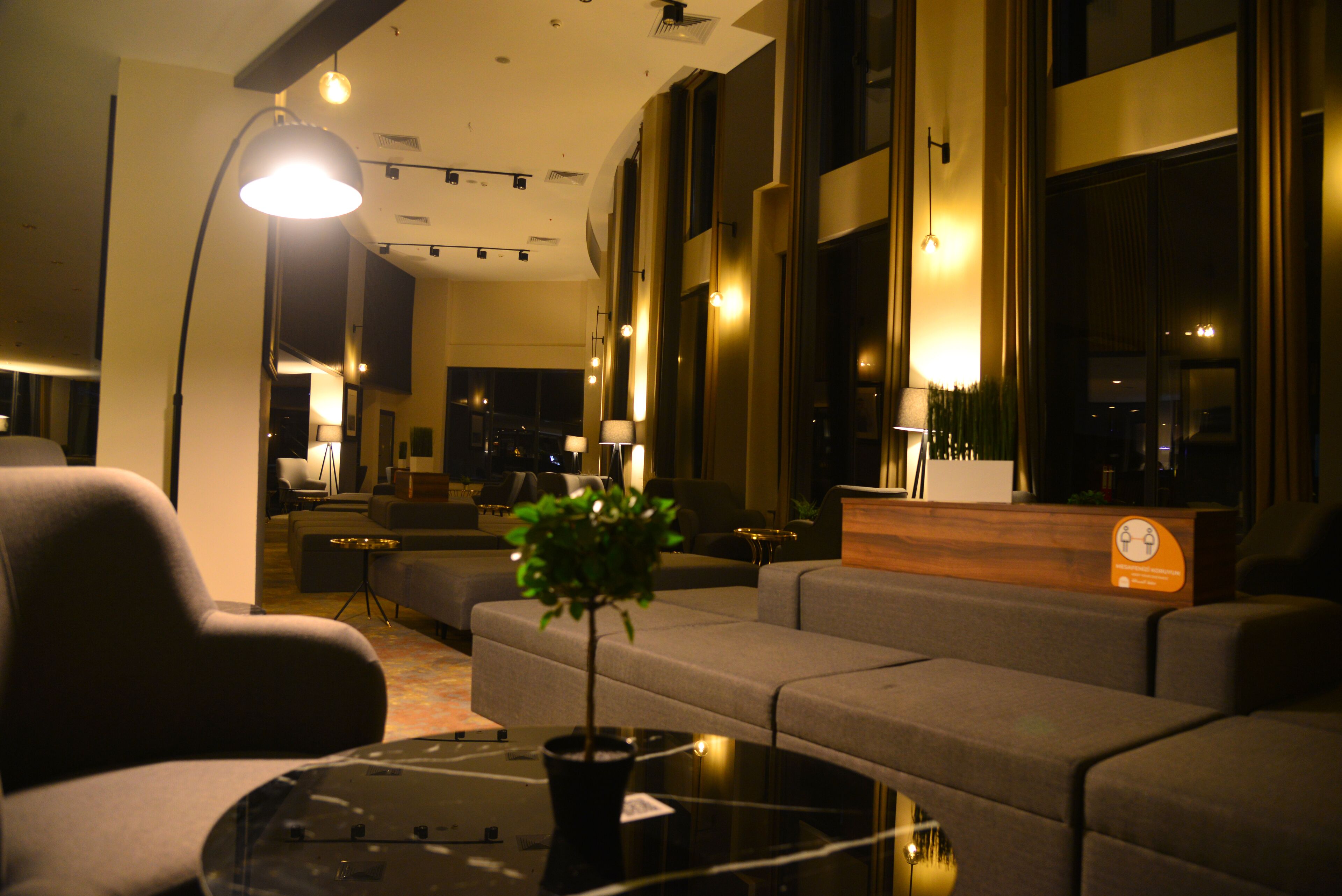 Lobby-Lounge
