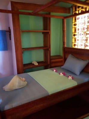 Minibar, individually furnished
